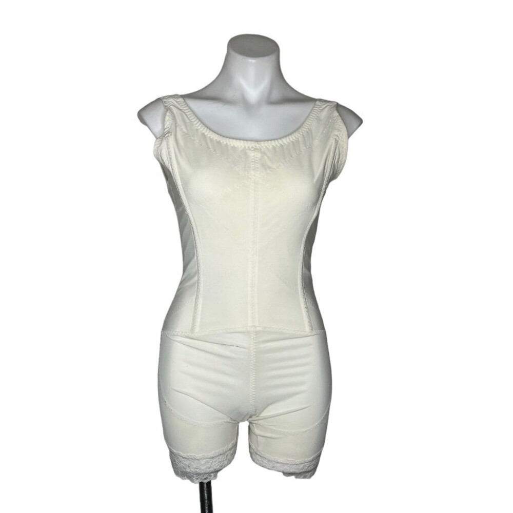DAYANS LENCERIA Body Suit Corset Romper Hook Eye Closures Size 38 US 14